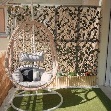 Cozy Apartment In The Heart Of Athens! Buitenkant foto