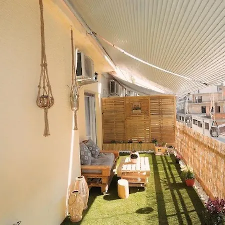 Cozy Apartment In The Heart Of Athens! Buitenkant foto