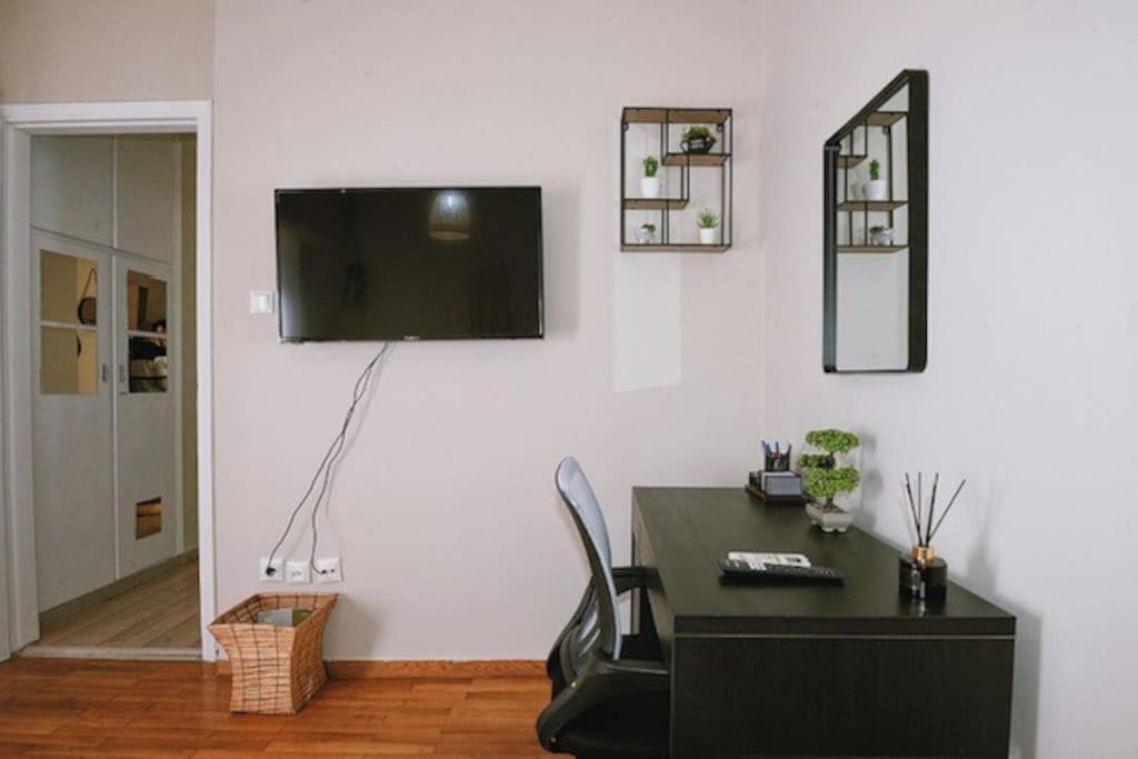 Apartament Cozy In The Heart Of Athens!